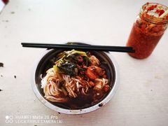 -灵山卢梅燕粉店