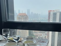 -华强广场酒店-椰香高空自助餐厅