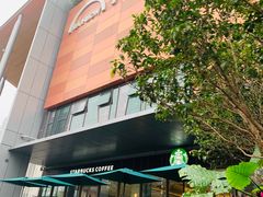 -星巴克臻选(深圳龙华红山天虹店)