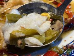 -桂二老坛酸菜鱼(三街两巷店)