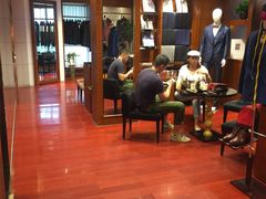 -宇翔服饰(双井桥东首城国际店)