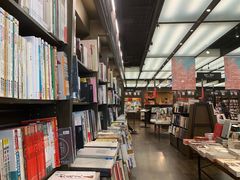 -诚品(信义店)