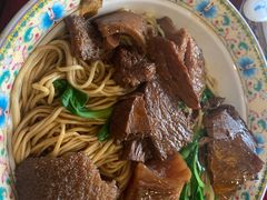 -金杨拉面王小吃面馆·牛三宝面·红烧牛肉粉