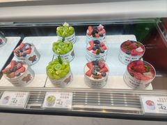 -花花卷卷·鲜食蛋糕(静安久光百货店)