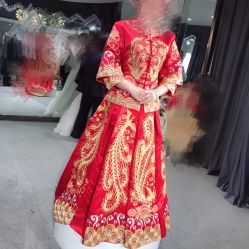 -艾米丽婚纱礼服