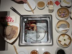 -海底捞火锅(关山保利店)