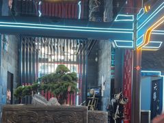 -屋有岛沉浸游戏旗舰店(中山公园店)