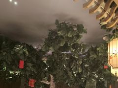 -八府香鸭·啫啫煲(华山路店)