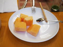 -上海西藏大厦万怡自助餐厅(徐汇店)