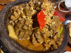 石锅手打牛肉丸-潮堂(环球金融中心店)