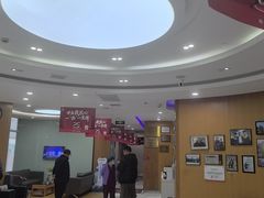 -雅悦齿科(顾村公园店)