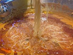 -野山舂·贵州现舂酸汤牛肉(东山店)