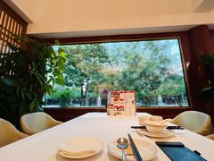 靠窗位-东门烤鸭店(鼓楼店)