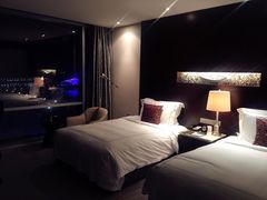 -青岛海尔洲际酒店