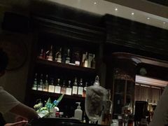 -DM Distiller & Mixologist Whisky Cocktail Bar