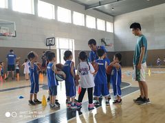 -梦想之巅·青少年篮球·羽毛球·培训中心(西站店)