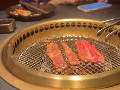 -铭牛烧肉·和牛海鲜自助(高新月牙湖店)