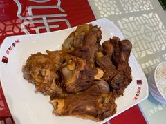 -吴记酱骨炖菜馆(西大直街店)