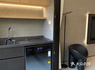邻居说给我25万帮他装修一个一样的家