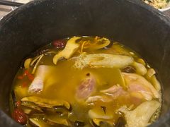 -野·大山里野生菌石锅土鸡(益田假日店)