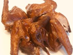 红烧乳鸽-太子园林酒家