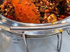 -凤凰路何眼镜香辣蟹(花果园店)