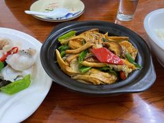 双菇面筋煲-胡子饮食店