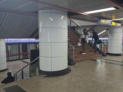 -公园前(地铁站)