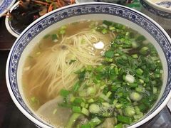 -陇上全荟兰州传统牛肉面(延吉路店)