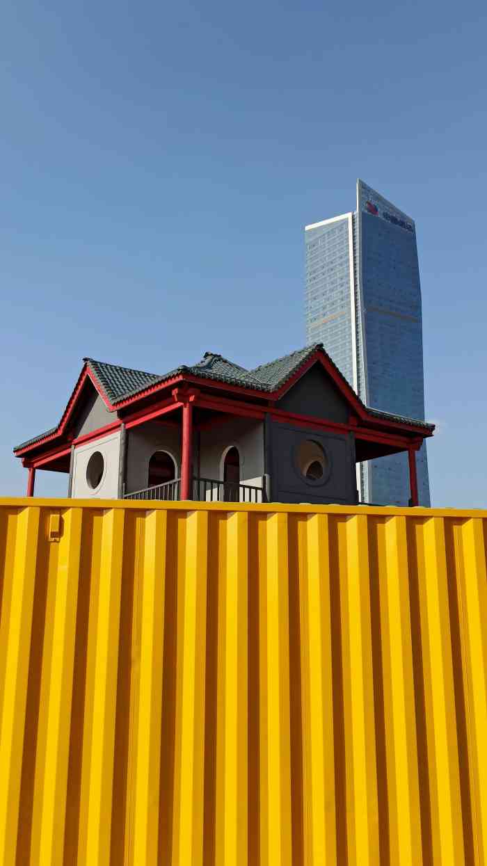 老站1907-"老街里的小吃挺多的,但是人不算多,整条街.