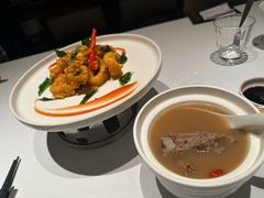 鲍鱼羊肚菌肉骨茶-狮拾久·现代新加坡料理(壹方城店)