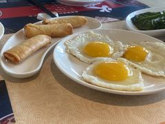 -青岛中心假日酒店·蓝天行政酒廊
