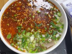 -陇上全荟兰州传统牛肉面(延吉路店)