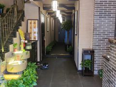 -升艾堂·经络·艾灸·气血(成山路店)