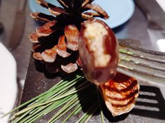 巧克力虾碎鹅蛋黄板栗酥-青岛遇见米兰(八大关店)