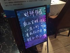 -湖庭壹品鸭王·传统北京烤鸭·别墅私房菜·庭院宵夜(江宁店)