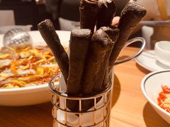 蘸汤吃的黑油条-太二酸菜鱼(福州泰禾店)