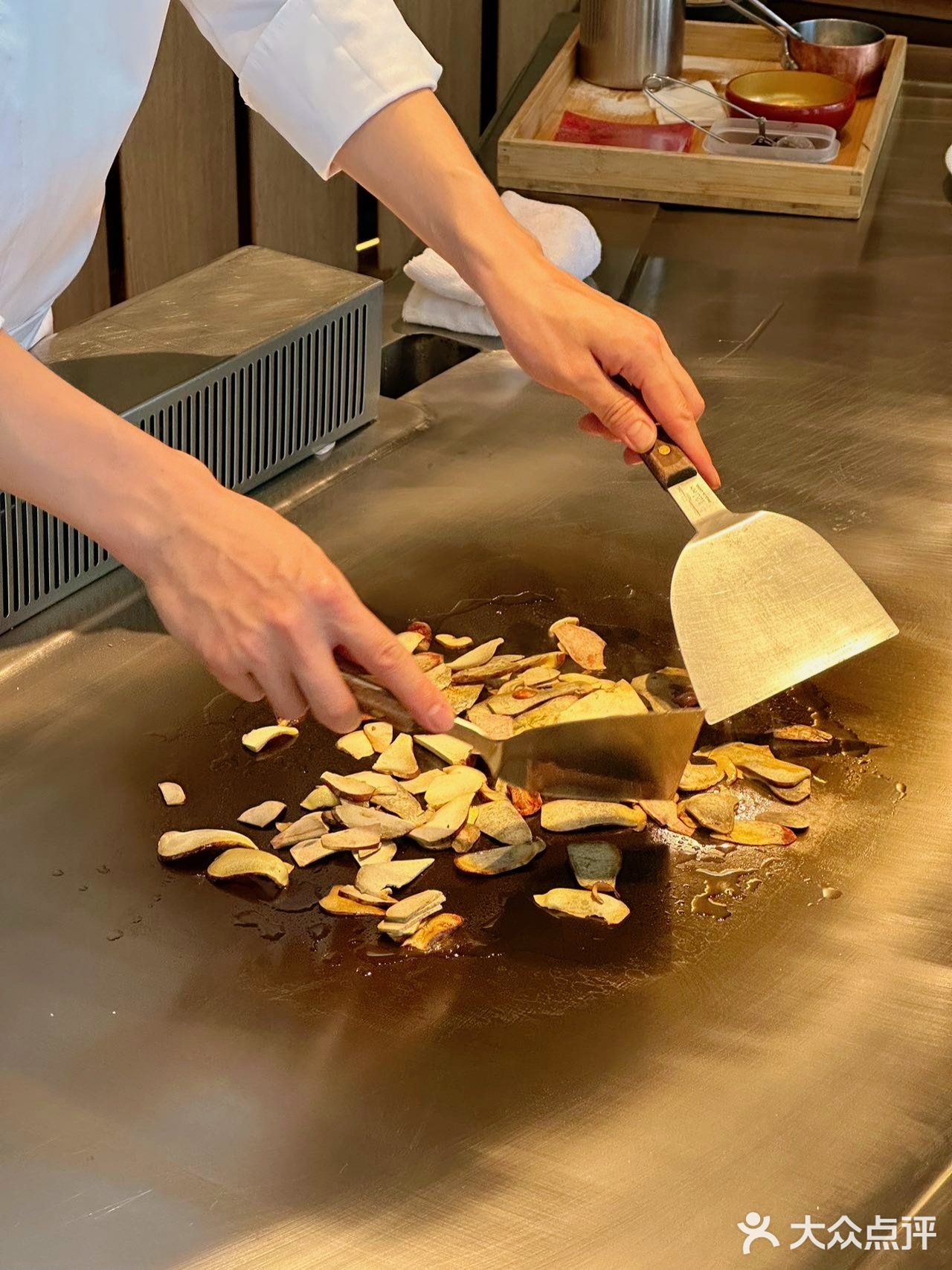 👀我愿称之为武汉的日料天堂～真的很好吃🤩