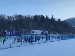 -亚布力新体委滑雪场