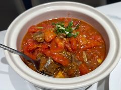 番茄牛腩煲-鑫小城故事·藕汤·家常菜(台北一路总店)