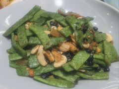 -老周家酱卤猪蹄私房菜(克拉玛依西街店)