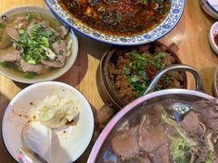 -谢老五跷脚牛肉·非遗传承店
