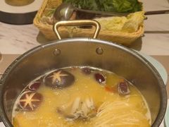 -荷花亭·湖北融合菜(中商广场店)