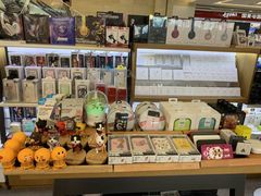 -爱畅享华为苹果手机维修服务(虹口龙之梦店)