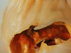 蟹粉汤包-殷记大酒店