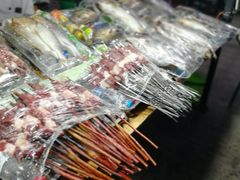 -布尔津河堤夜市