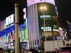 -东湖小天池真人CS彩弹野战基地