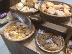 -沁屋面包店(人民东路店)