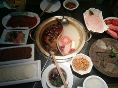 -怡品川宇火锅(宝立方店)