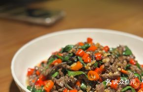 Stir-fried Beef with Holy Basil